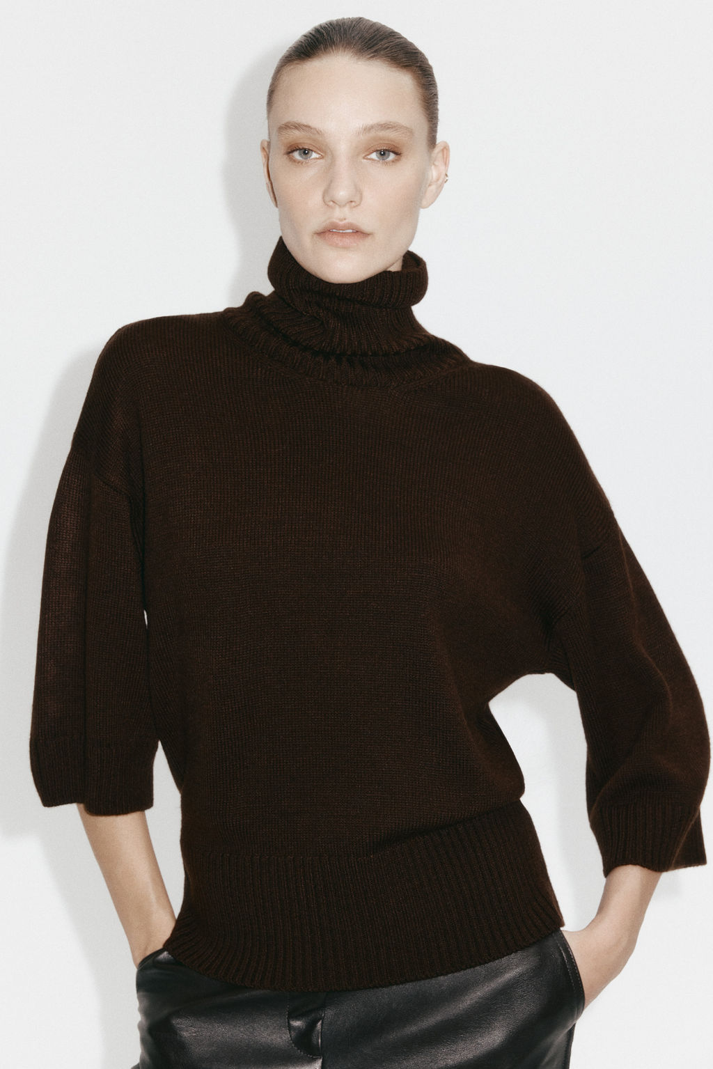 Jersey de cuello alto en punto fino - H&m фото 6