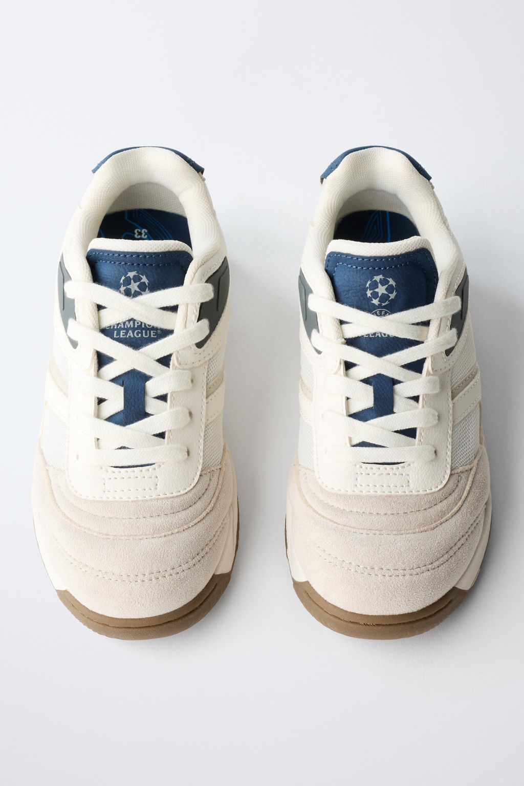 UEFA CHAMPIONS LEAGUE ® PLIMSOLLS