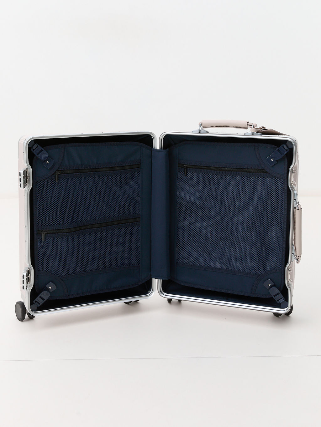 Чемодан MAISON DAVID Артикул 4212939, бежевый  фото 6