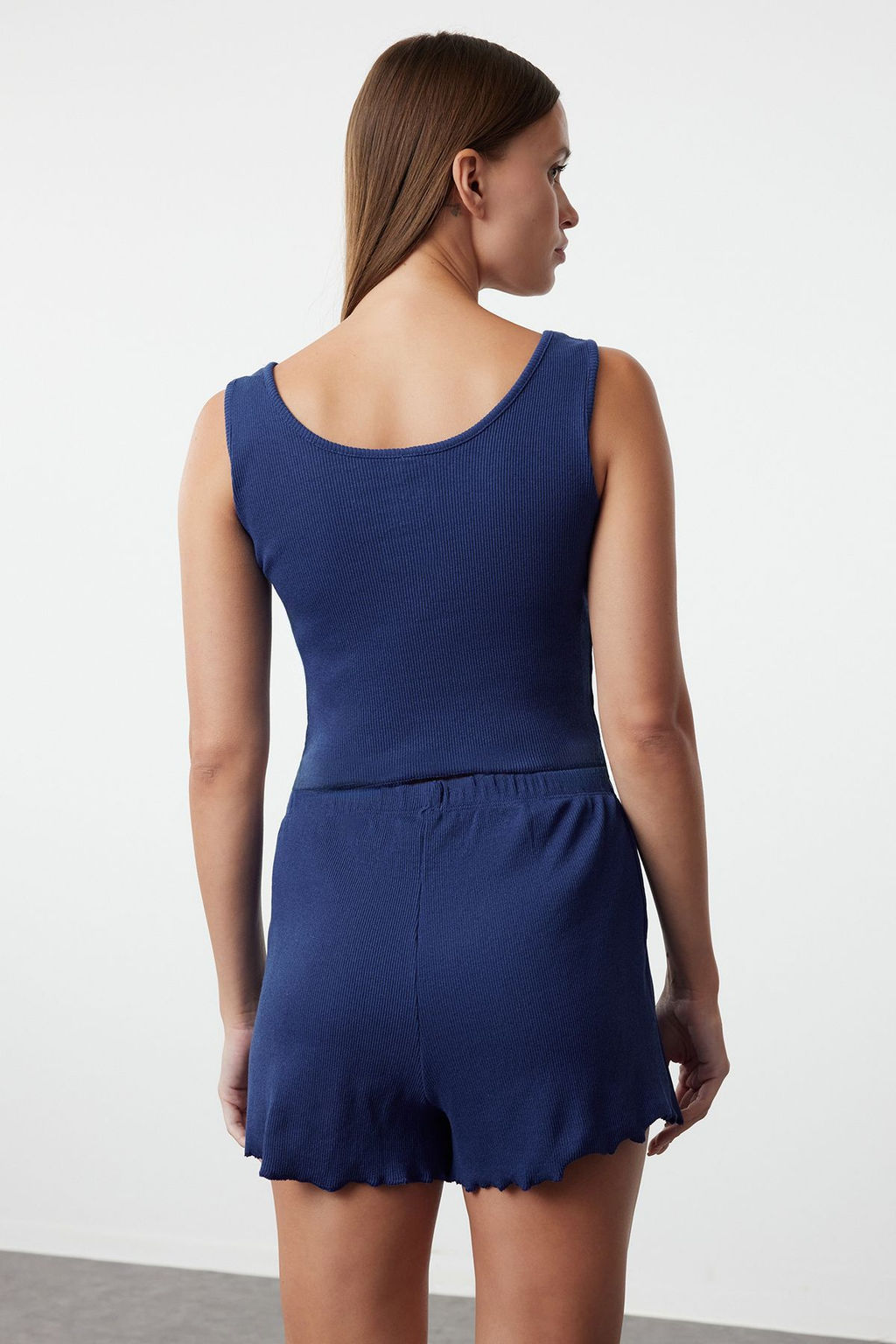 Trendyolmilla Ind?go Dugme Detayl? Fitilli Sortlu Orme Pijama Tak?m? THMSS23PT00179 фото 5