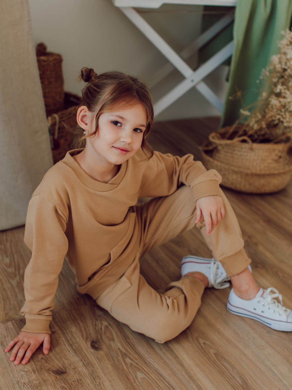 Костюм свитшот+брюки песочный, песочный - Lesi kids фото 14