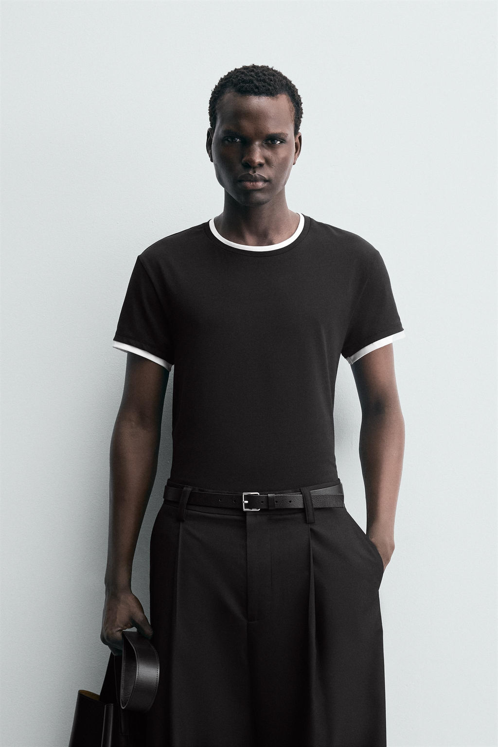 T-SHIRT WITH CONTRAST TRIMS - Zara фото 2