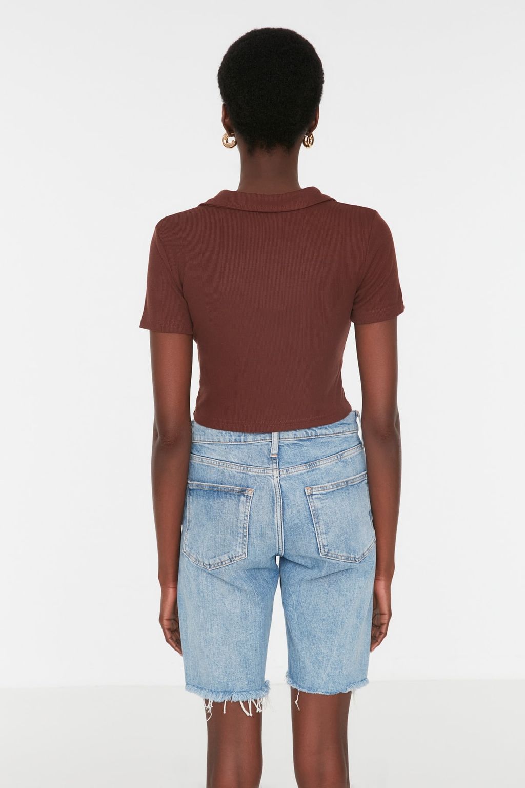 Kahverengi Fitted/Vucuda Oturan Crop Polo Yaka Fitilli Esnek Orme Bluz TWOSS21BZ0038