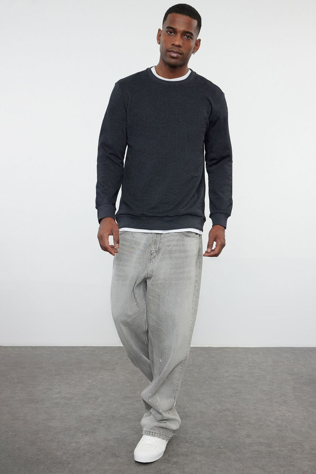 TRENDYOL MAN Siyah Regular/Normal Kesim Ici Polar/S?cak Tutan Sweatshirt TMNAW21SW1208 - Trendyolmilla фото 2