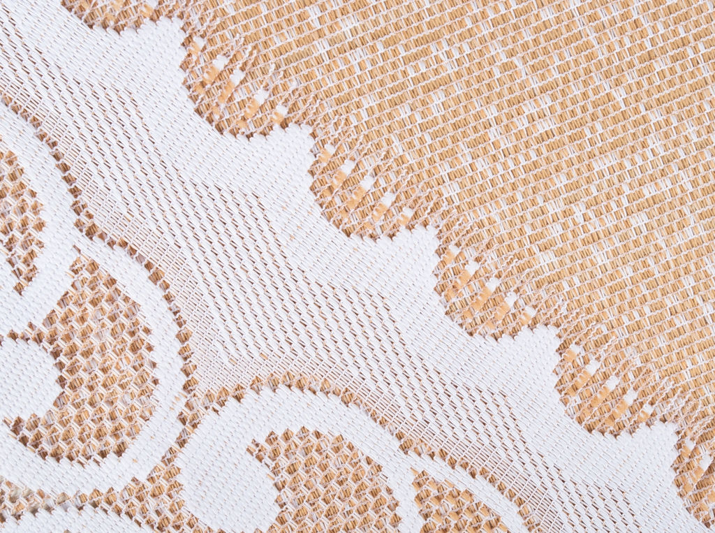 Скатерть декоративная Д235А 150 беж. с белым 2.45 м*1.55 м рис. Д235А