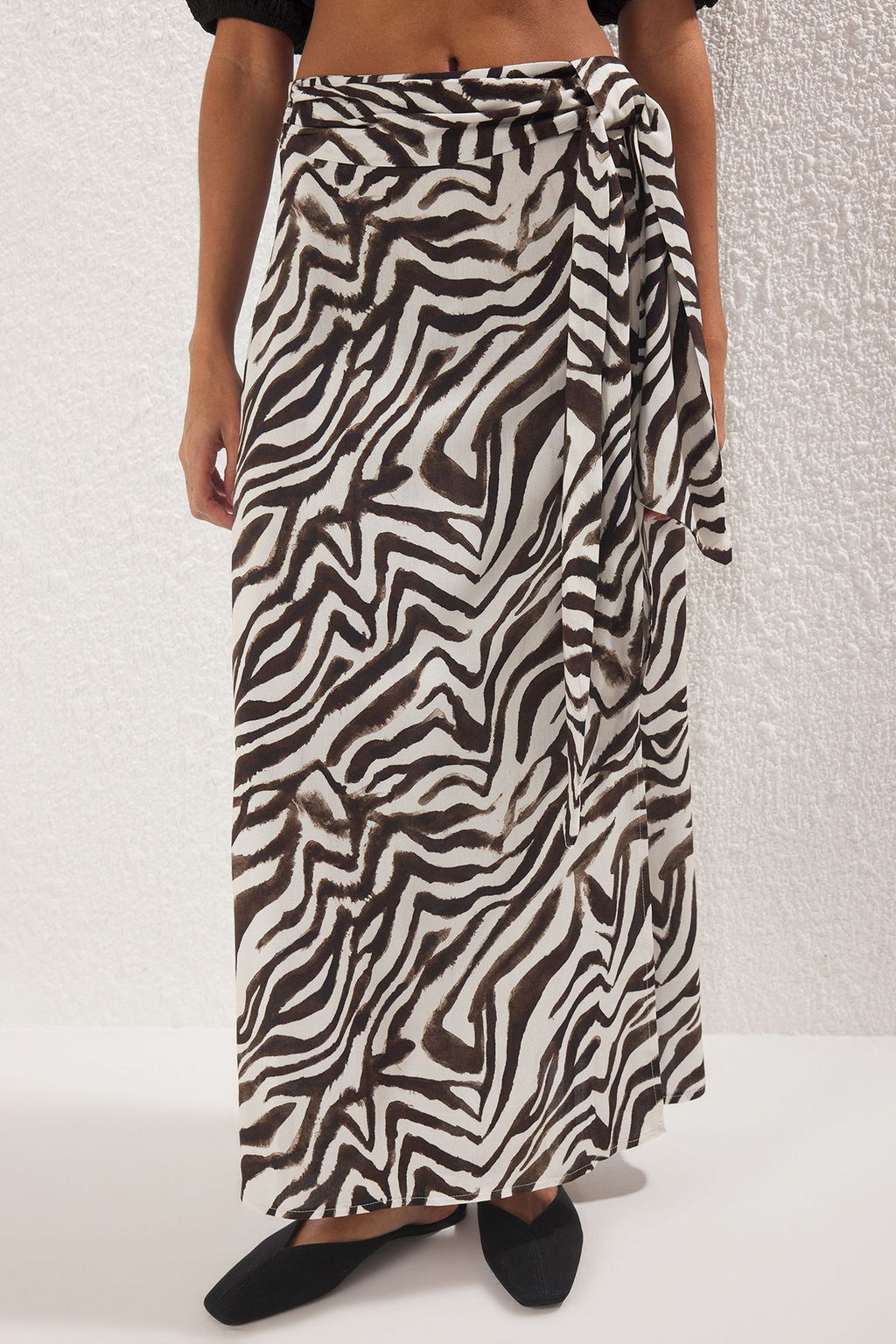 Trendyolmilla Kahverengi Y?rtmacl? Zebra Desenli Viskon Uzun Etek TWOSS25ET00179  фото 3
