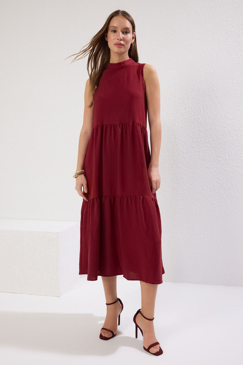 Bordo Shift/Duz Kesim Dik Yaka Midi Dokuma Elbise TWOSS20EL1864