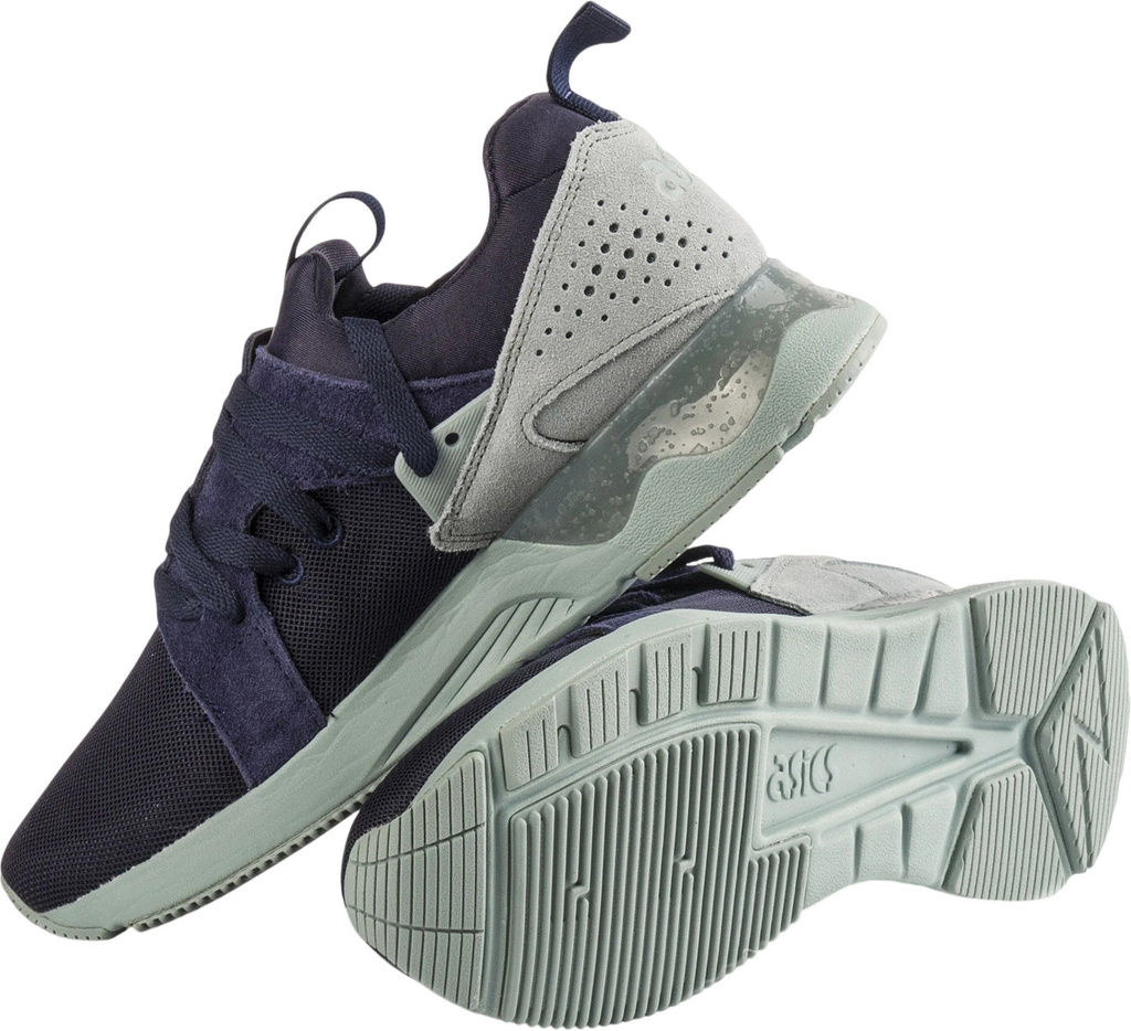 Кроссовки женские