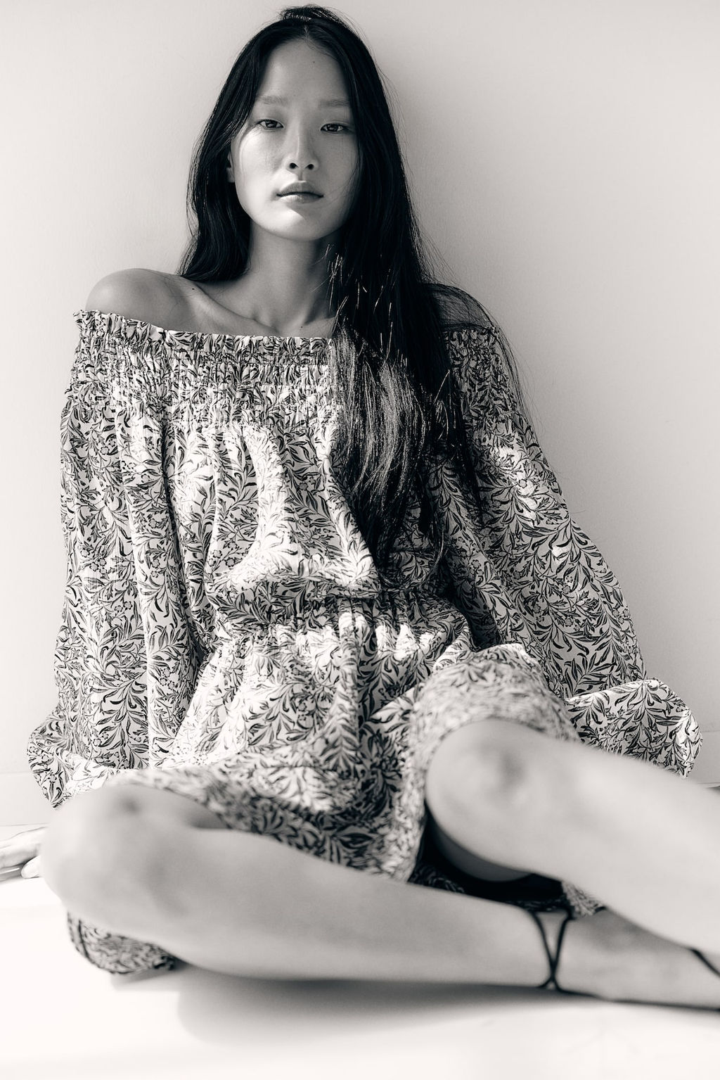 Vestido off-the-shoulder - H&m фото 2