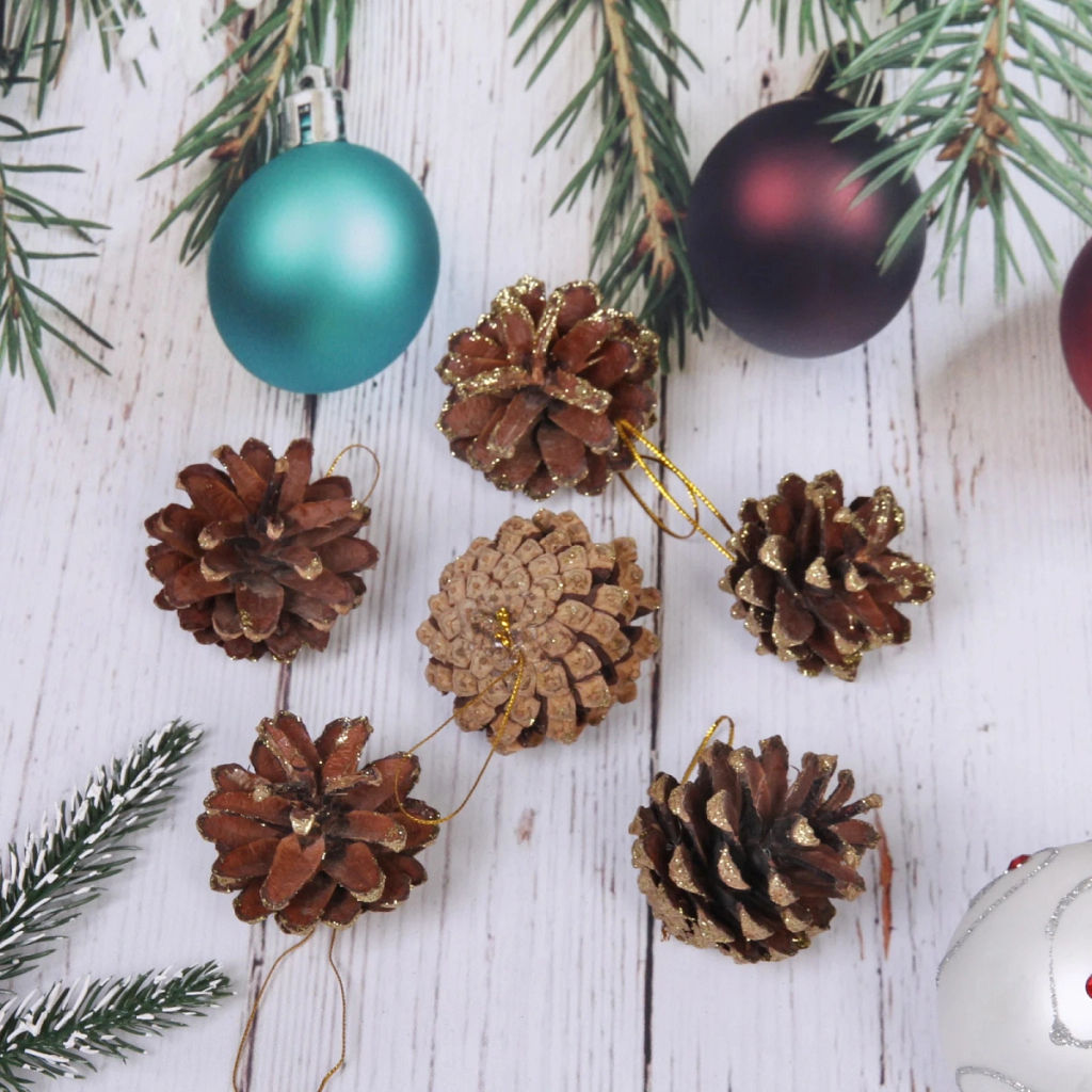 Цена за 2 шт. Украшение новогоднее "Шишки с золотым инеем" 5,5 см (набор 6 шт)