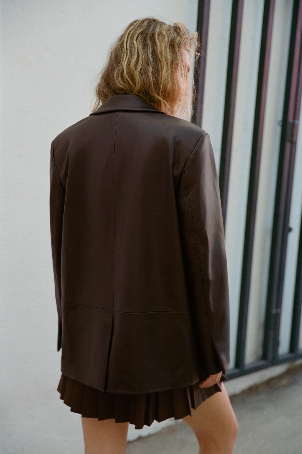 FAUX LEATHER STRAIGHT BLAZER - Zara фото 11