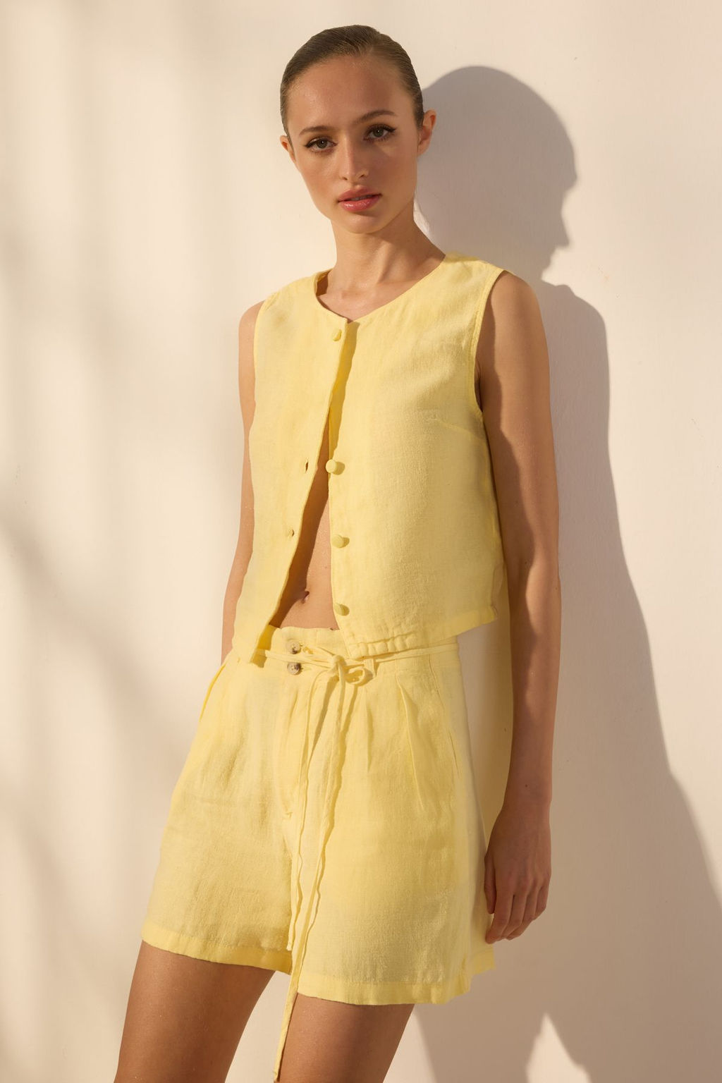 Trendyolmilla Siyah %100 Keten Beli Baglama Detayl? Mini Sort TWOSS25SR00088  фото 6