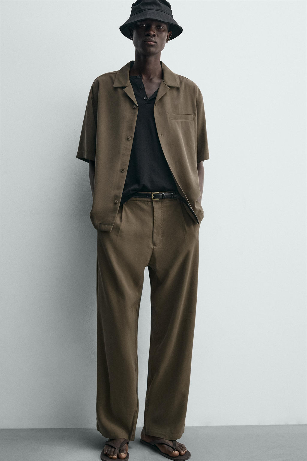 PANTAL?N FLUIDO RELAXED FIT / Marr?n / Topo - Zara фото 5