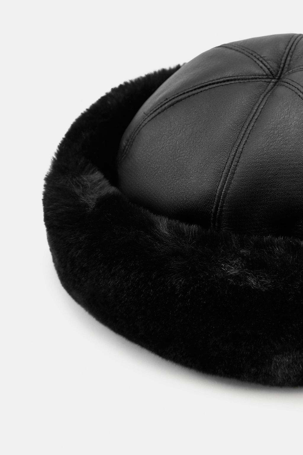 DOUBLE-FACED FAUX FUR HAT
