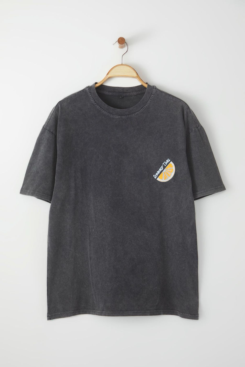 TRENDYOL MAN Antrasit Oversize/Genis Kesim Soluk Efektli Bask?l? Kal?n %100 Pamuk Tok T-shirt TMNSS25TS00015 - Trendyolmilla фото 7