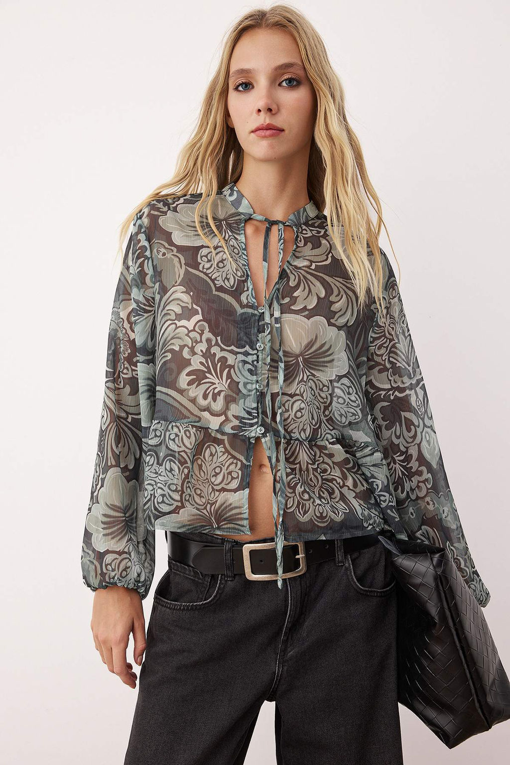 Haki-Cok Renkli Floral Desenli Astars?z Sifon Gomlek TWOAW26GO00057