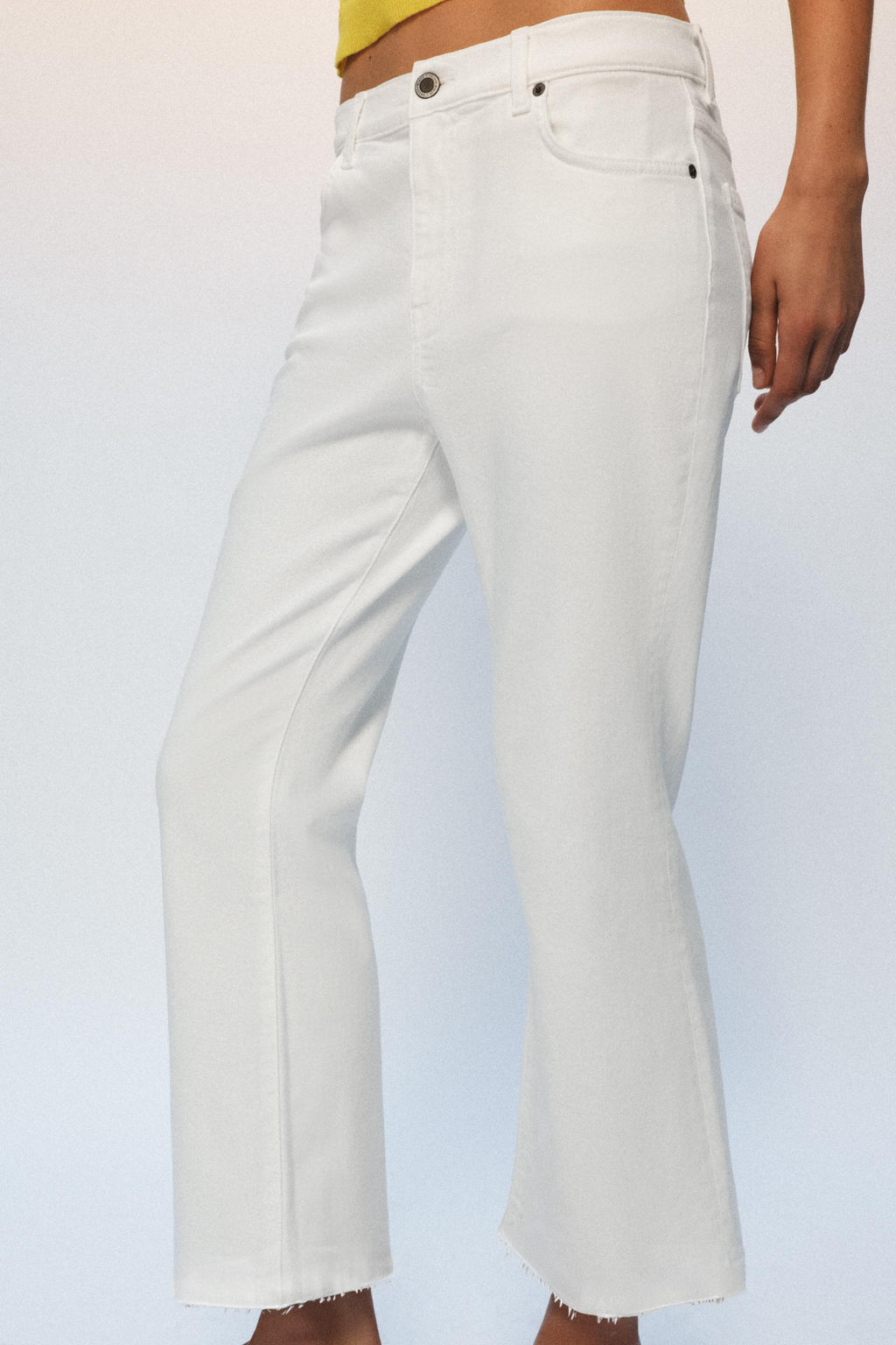 JEANS ZW COLLECTION CROPPED FLARE TIRO MEDIO / Blanco - Zara фото 2