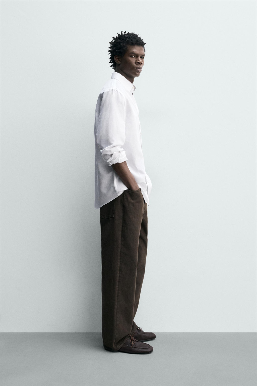 CAMISA REGULAR FIT  ALGOD?N - LINO / Blanco - Zara фото 4