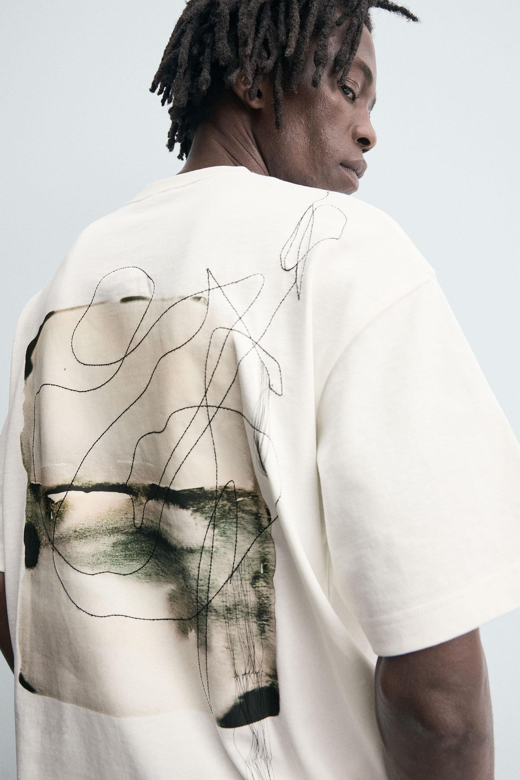 EMBROIDERED PHOTOGRAPHIC PRINT T-SHIRT