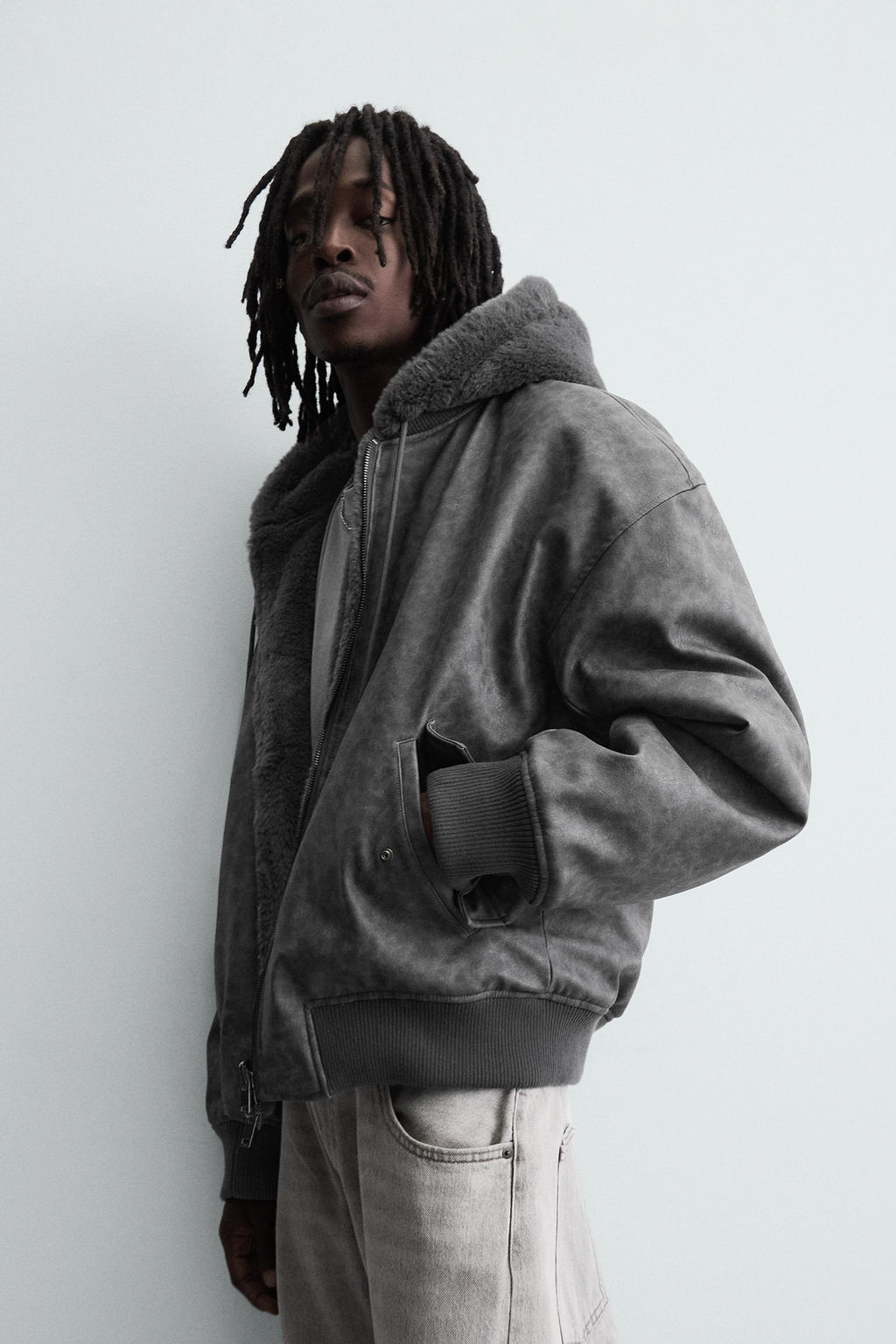 LEATHER EFFECT REVERSIBLE BOMBER JACKET - Zara фото 17