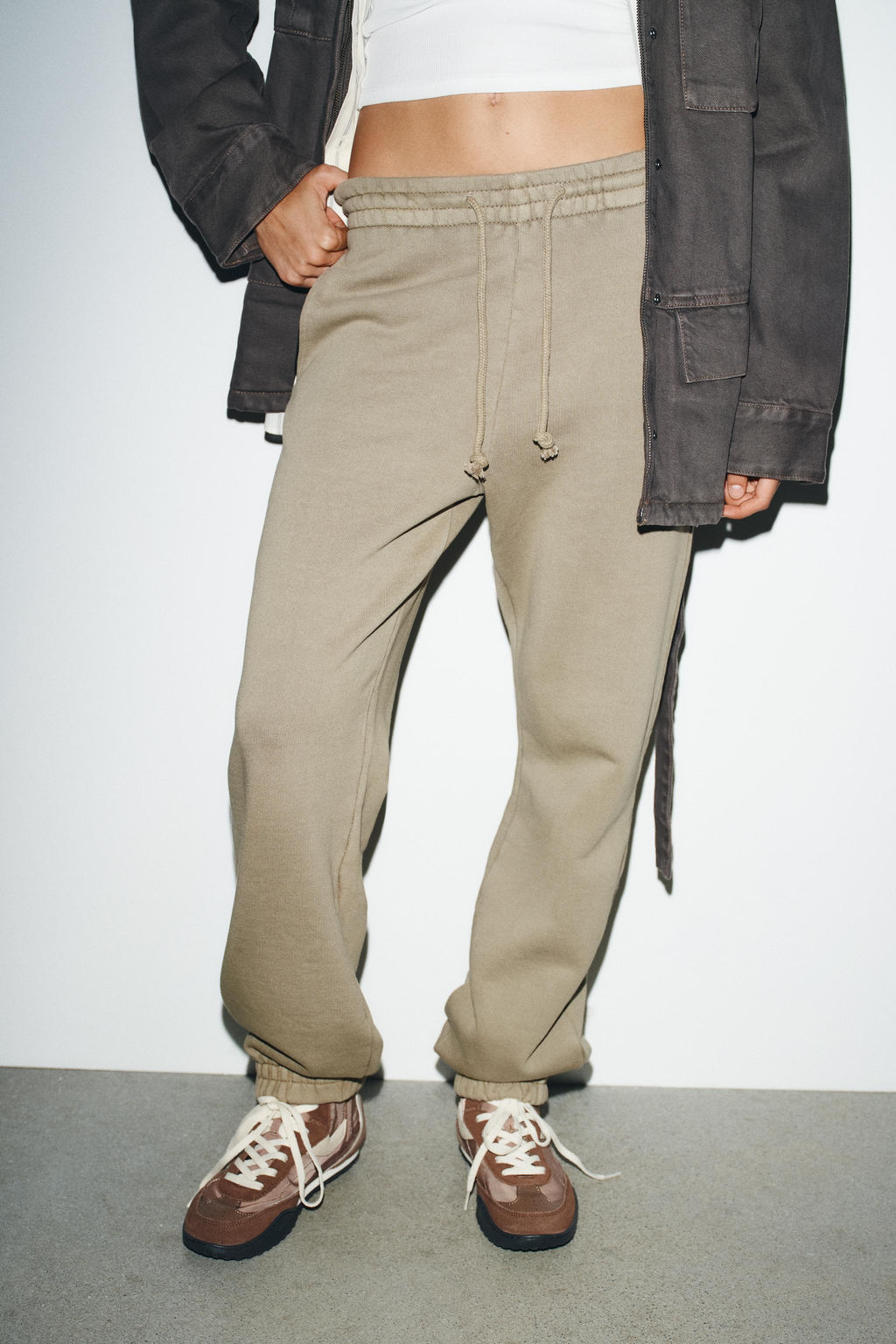 WASHED EFFECT FLEECE JOGGERS - Zara фото 2