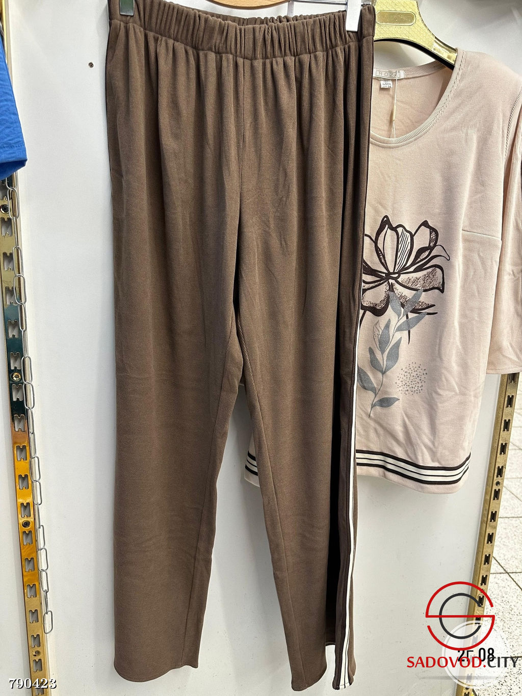 Женский брючный костюм двойка - Bruno фото 3