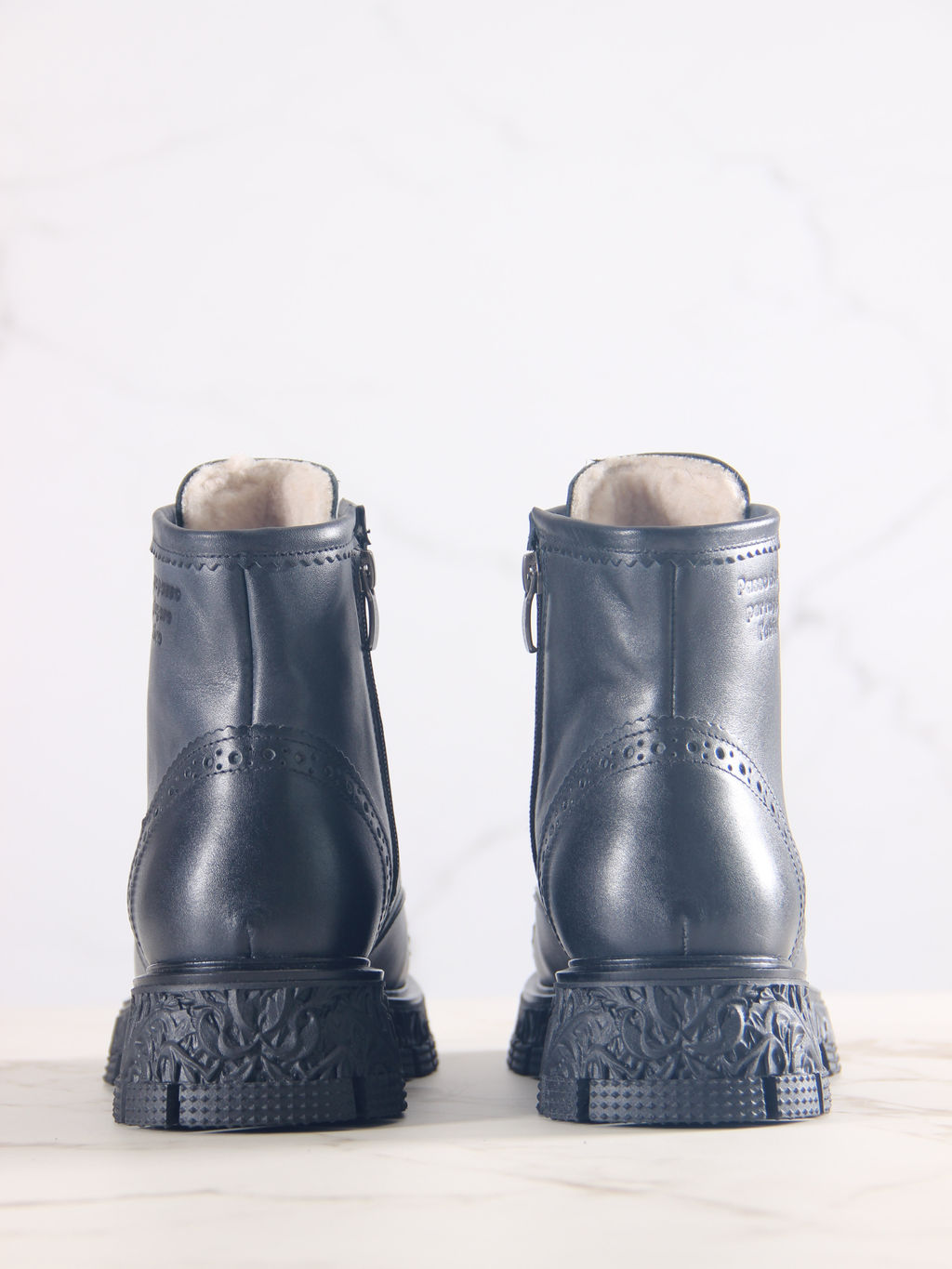 Ботинки 319.PODYUM141bl.Вакса черная/шерсть