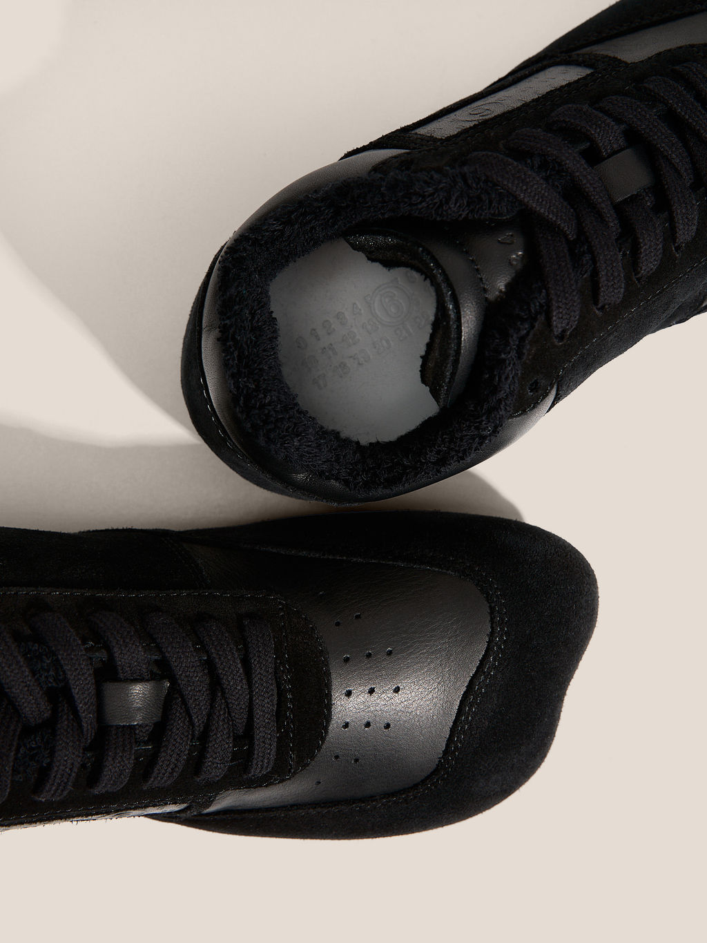 Женские кеды MM6 MAISON MARGIELA SNEAKERS Артикул 4669971, черный  фото 3