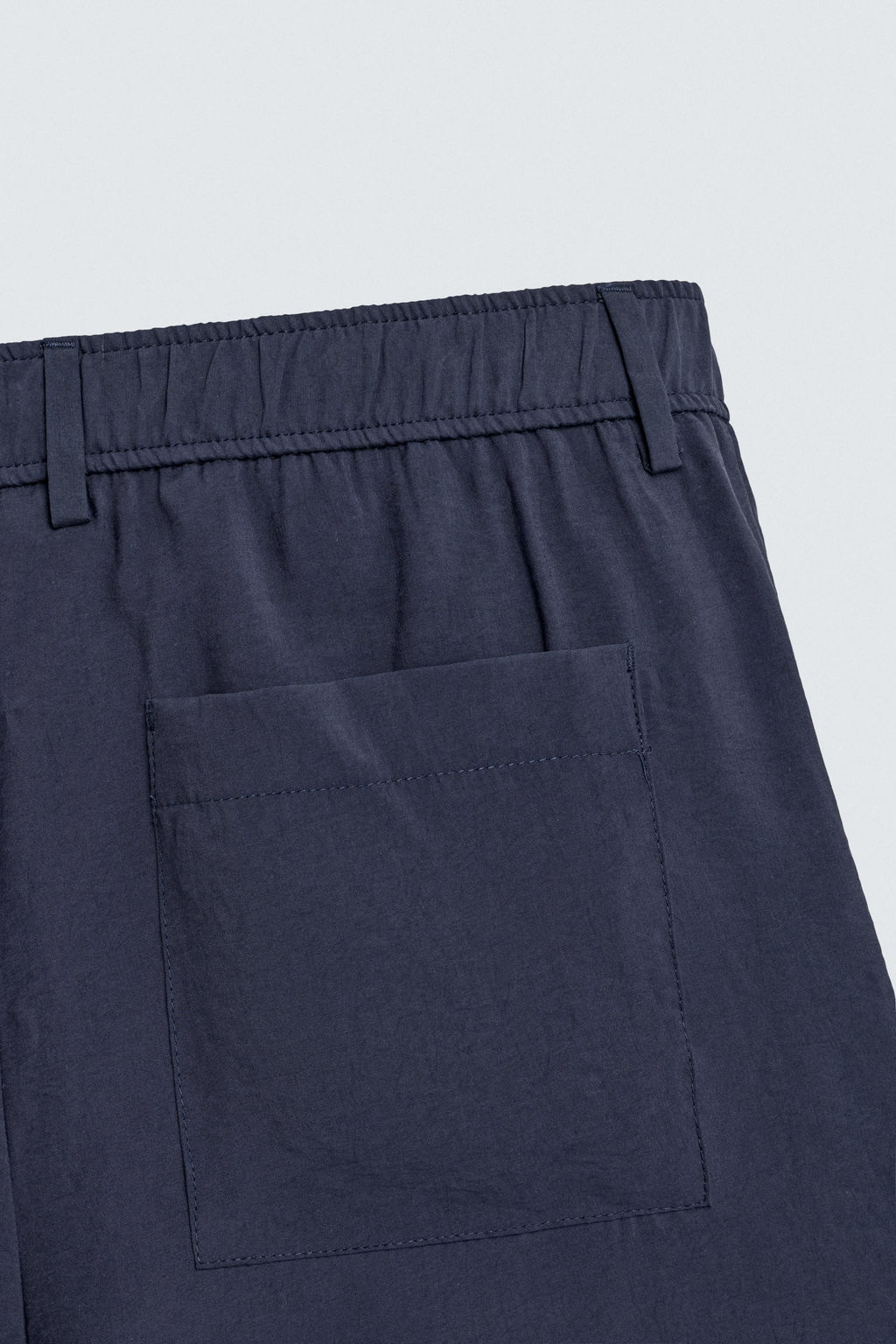 BERMUDA FLUIDA SOFT PLIEGUES / Marino