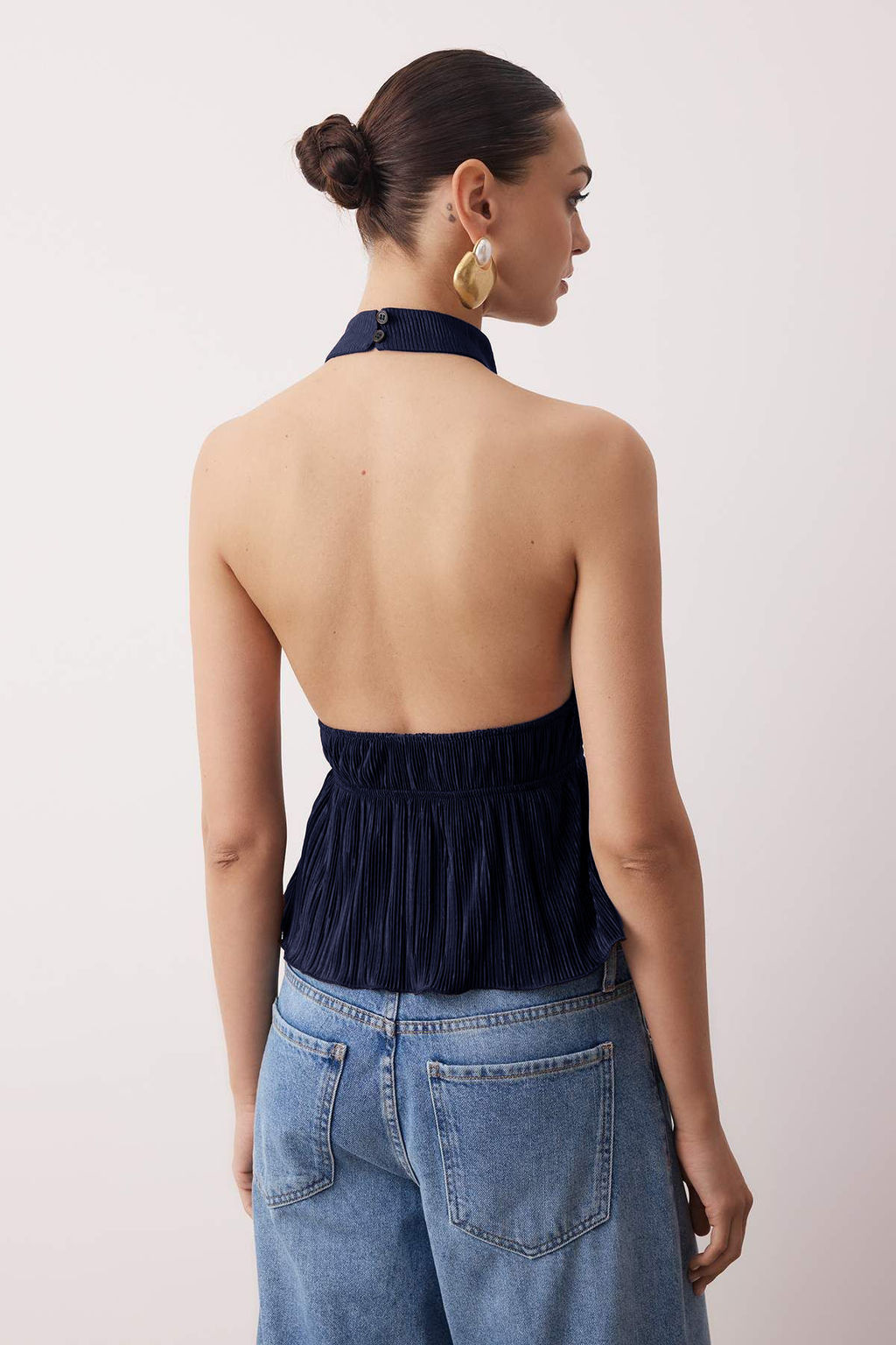 Lacivert Yar?m Astarl? Halter Yaka Dokulu Party Bluz TPRAW26BZ00005