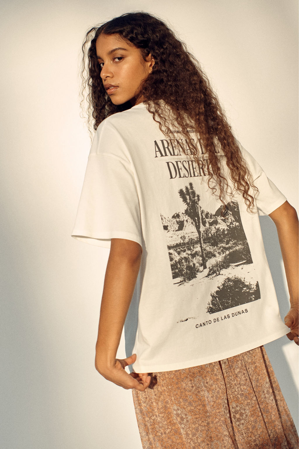 Camiseta oversize con motivo estampado - H&m фото 10