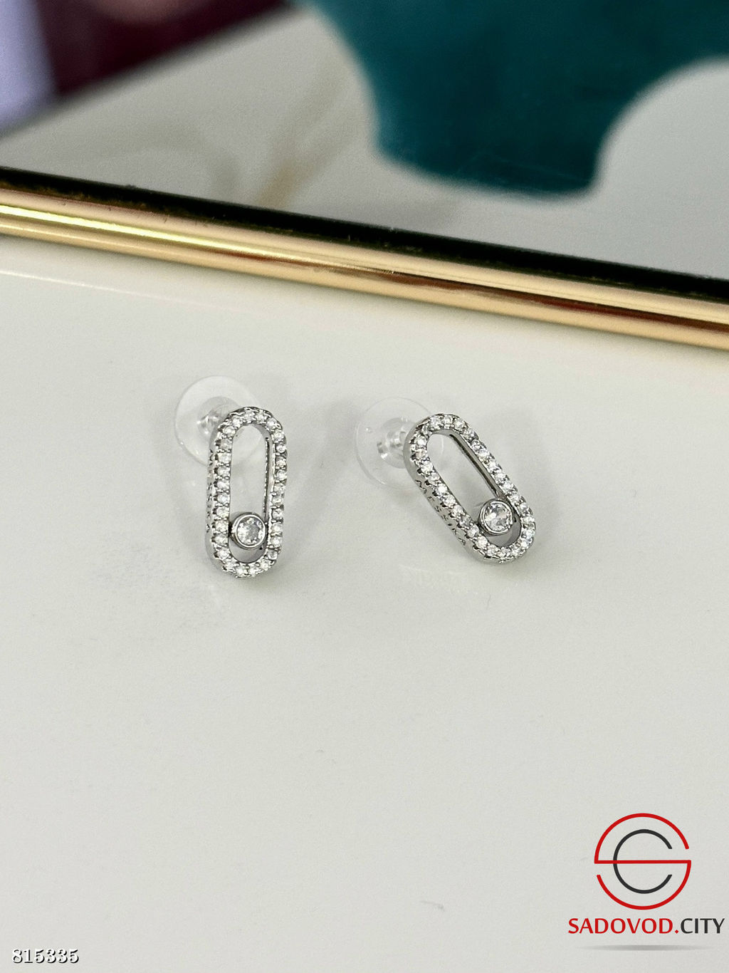 Серьги с камнями из медицинской стали