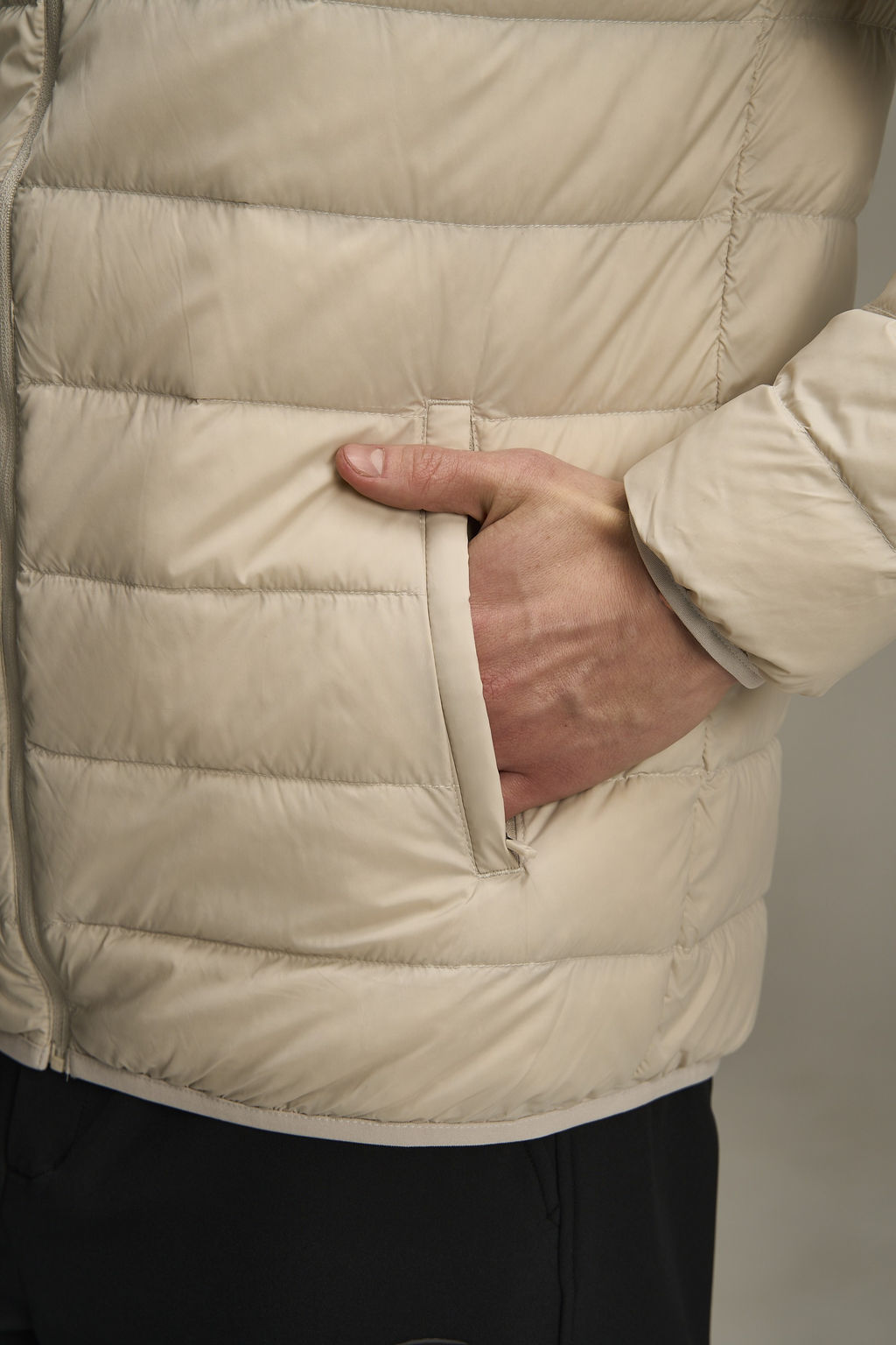 Пуховик легкий Серый - Anta фото 10