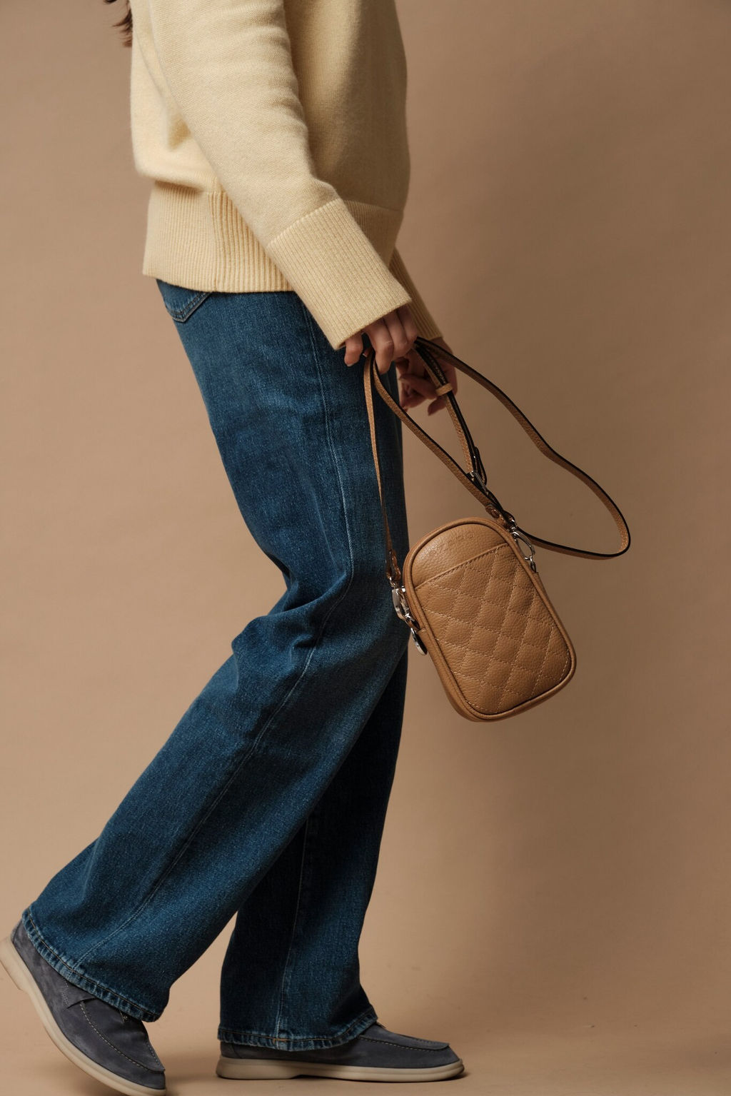 Сумка кожаная Azaro 30832 капучино