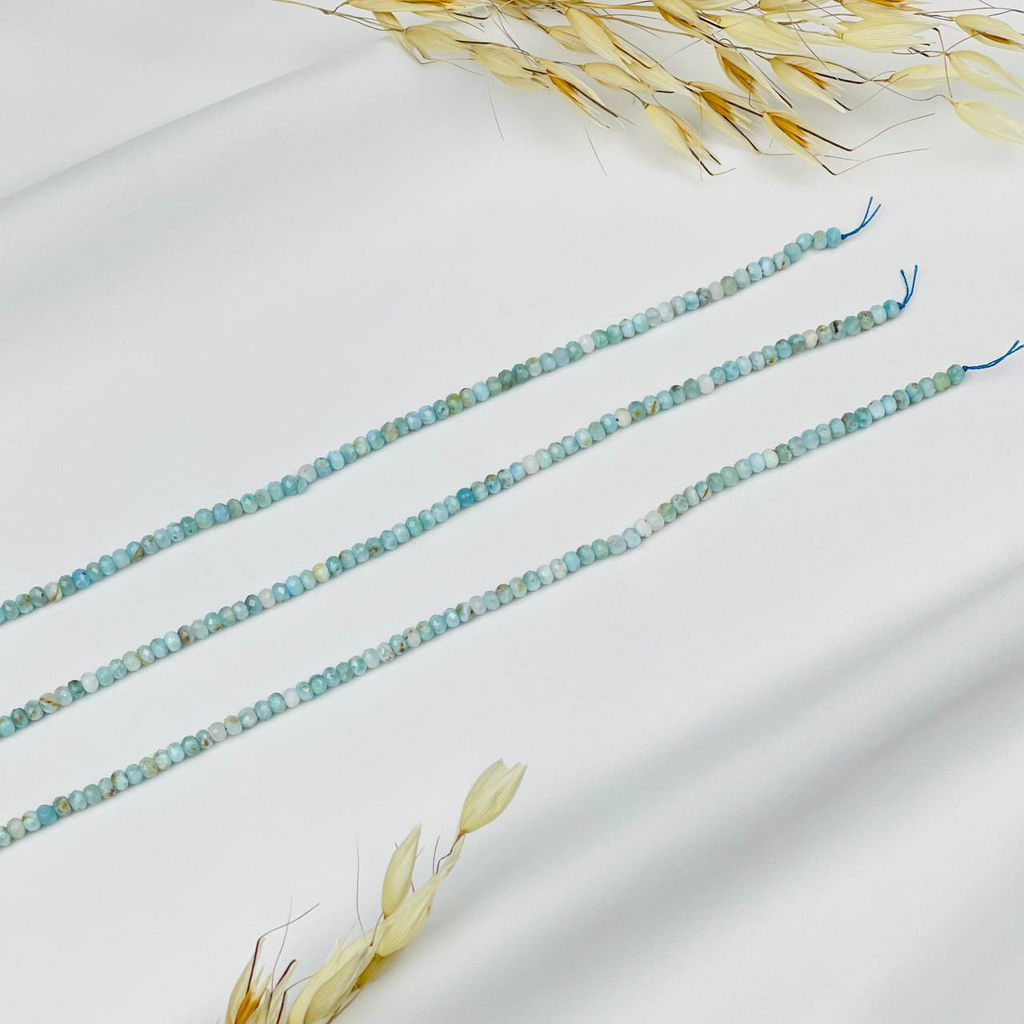 Бусины для украшений из Ларимара (130 бусин)