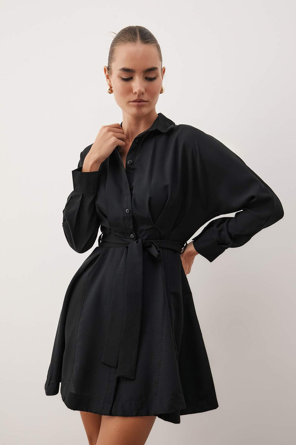 Siyah Kusakl? Mini Dokuma Gomlek Elbise TWOAW25EL00154