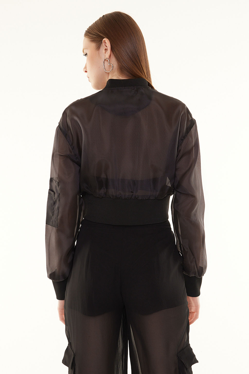 Siyah Regular Kal?p Organze Crop Bomber Mont TWOSS24MO00047