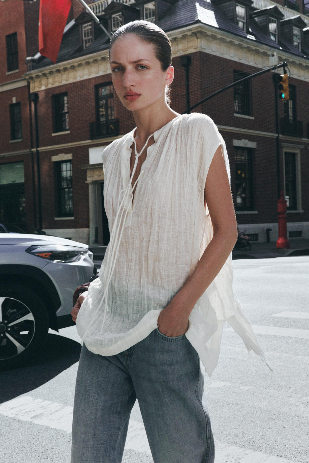 ZW COLLECTION LINEN BLOUSE WITH TIED DETAILS - Zara фото 5