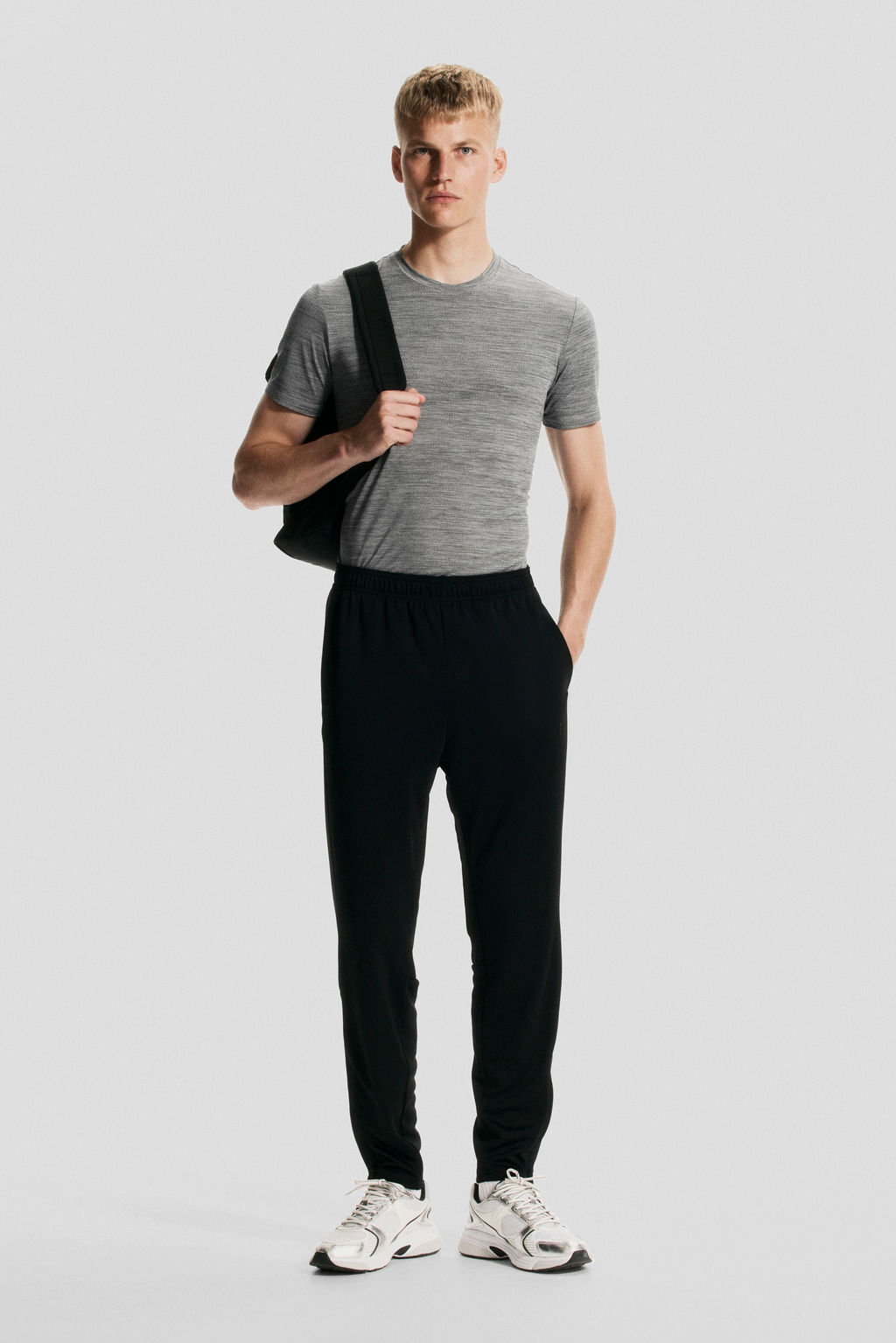 Camiseta de deporte con DryMove Muscle Fit - H&m фото 7