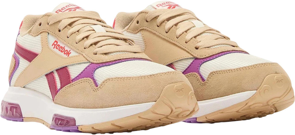 Кроссовки женские