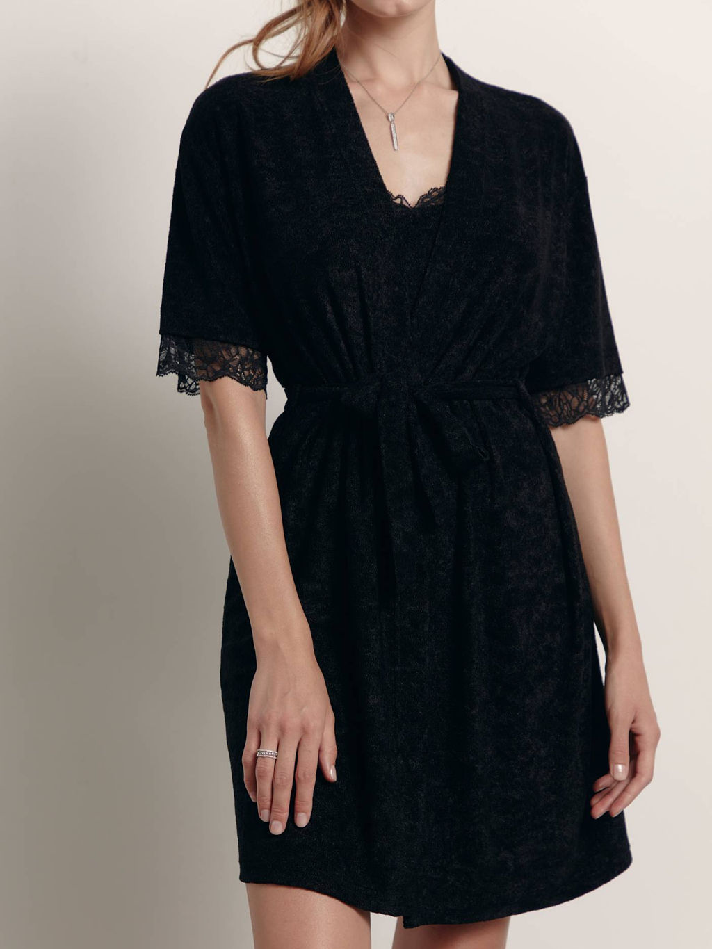 CONTE Халат с кружевом для дома INSOMNIA LHW 1437 black black