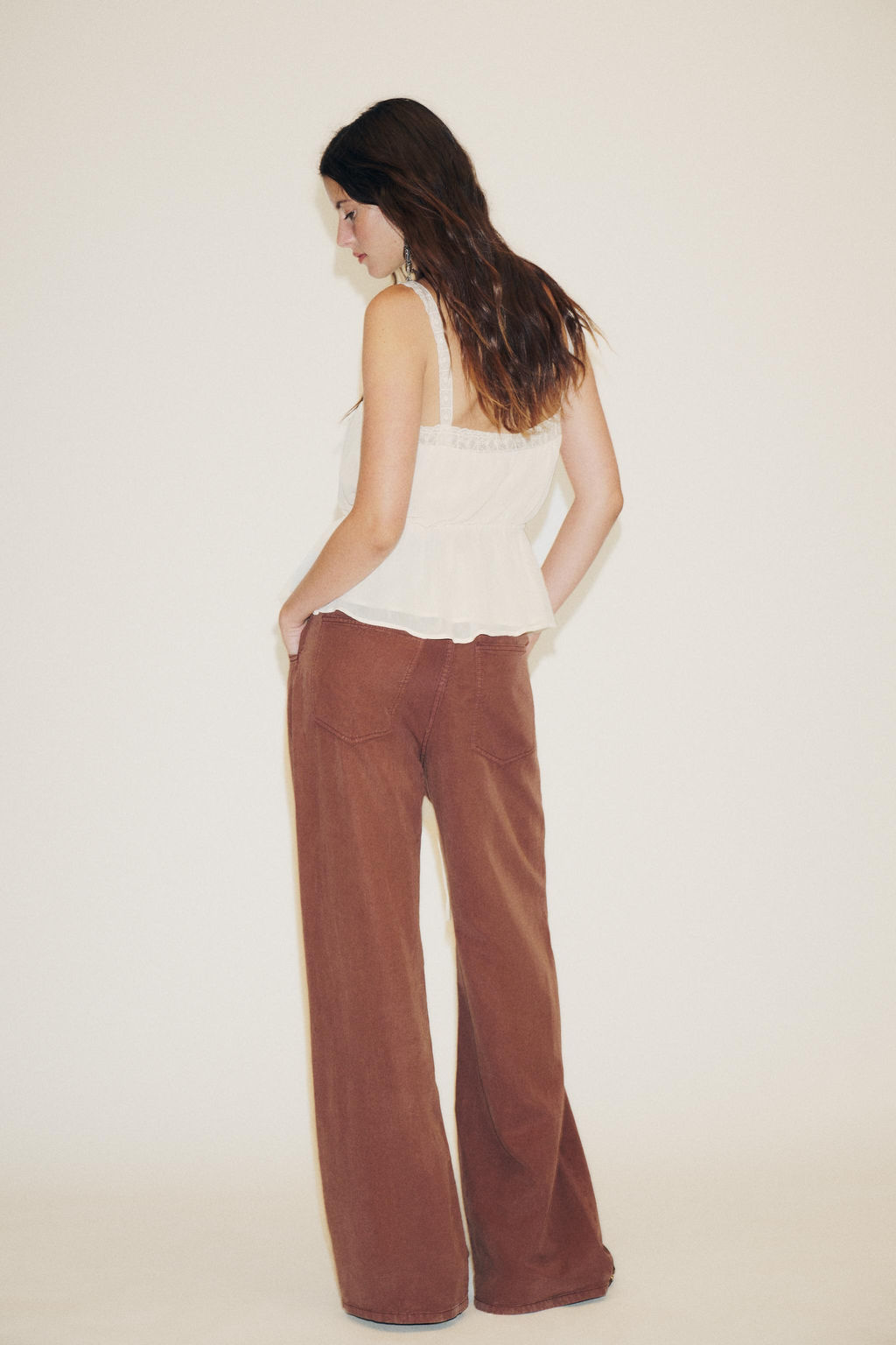 FLOWING TROUSERS WITH BELT - Zara фото 4