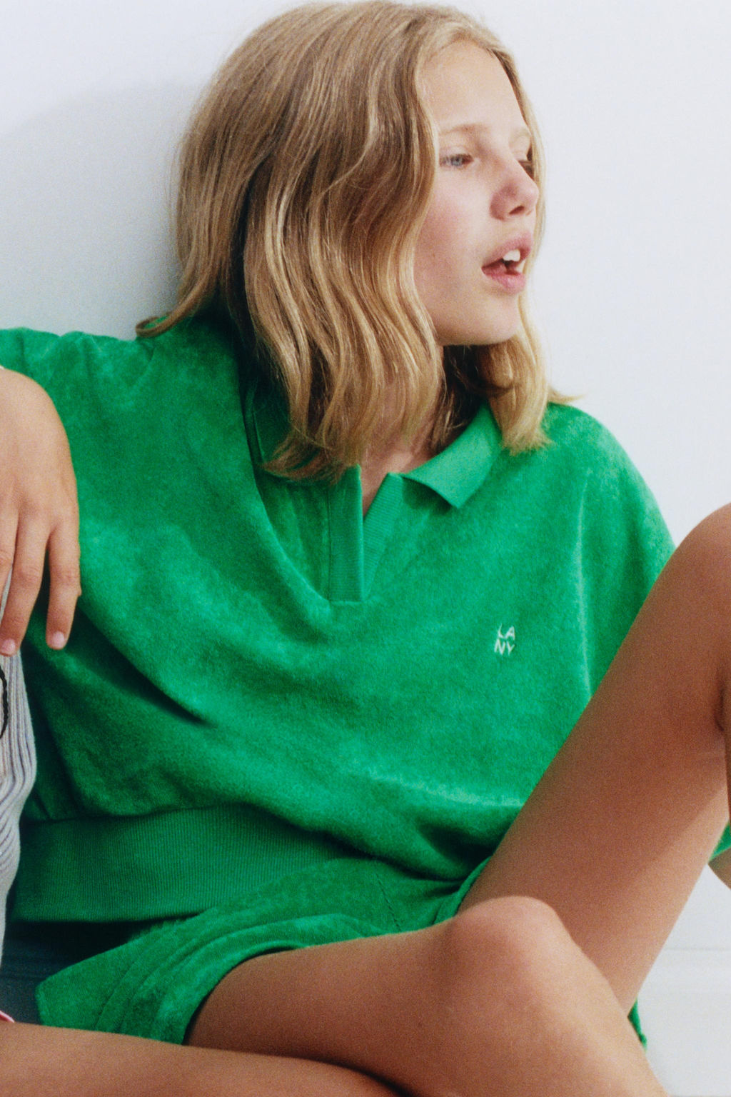 CONJUNTO POLO Y BERMUDA EFECTO TOALLA / Verde