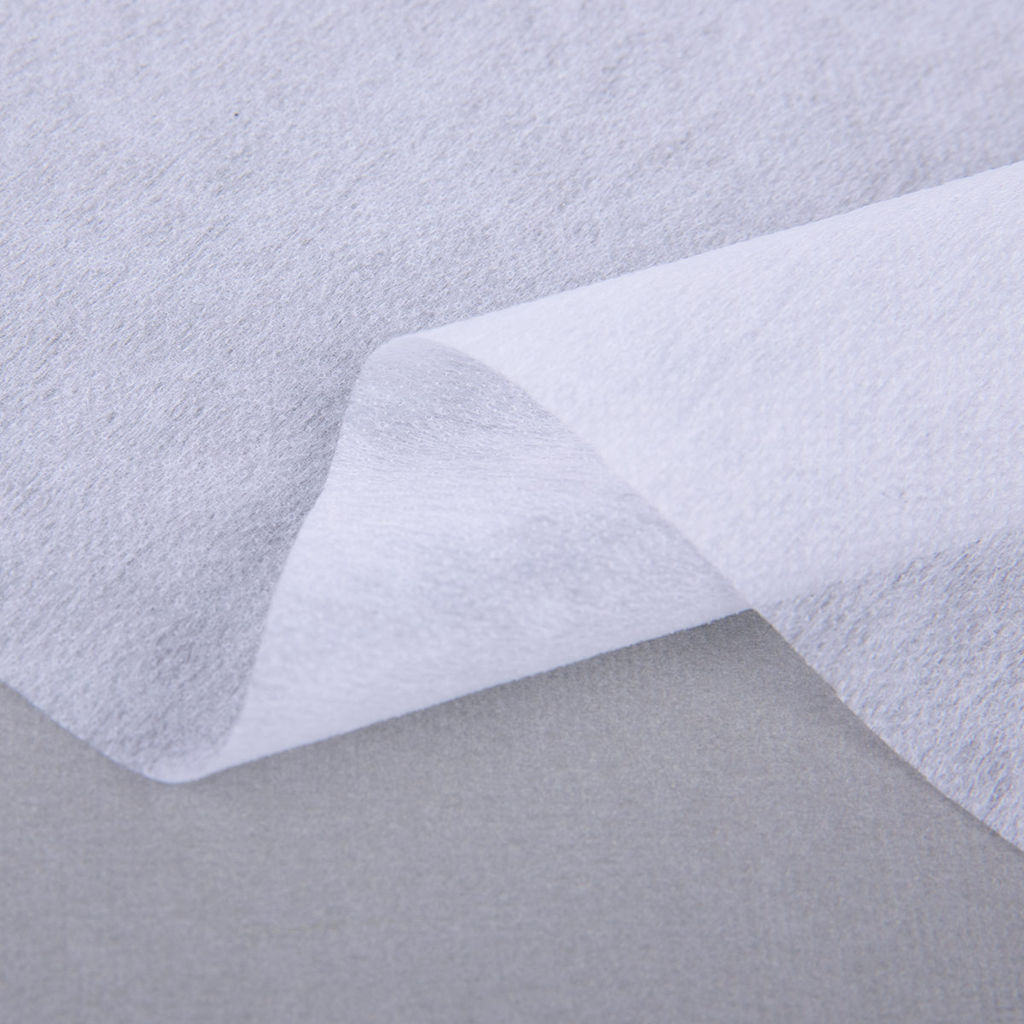 Нетканный материал (флизелин) Гамма клеевой точечный G-640t для кожи 37 г/кв.м 2 100 см белый W