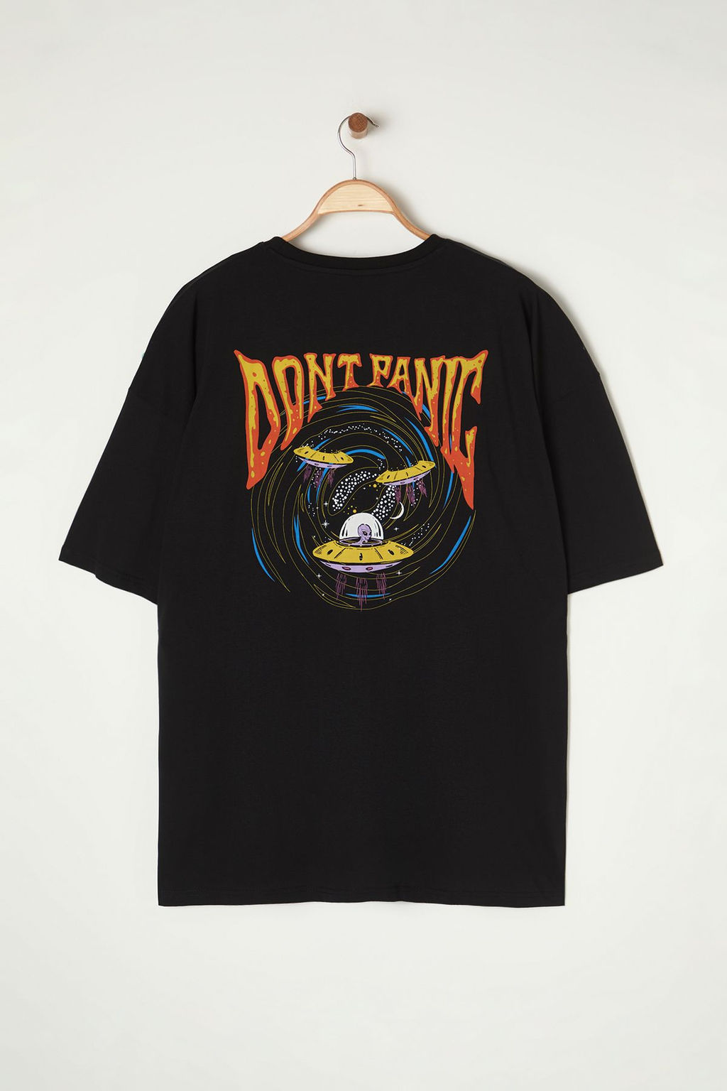 TRENDYOL MAN Buyuk Beden Siyah Oversize/Genis Kesim Uzay Bask?l? %100 Pamuklu T-Shirt TMNSS25BF00017 - Trendyolmilla фото 3