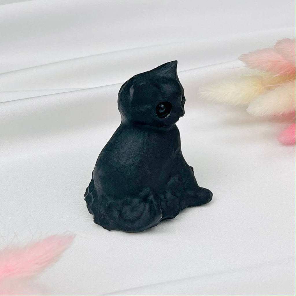 Фигурка резная из Обсидиана "Кошка"