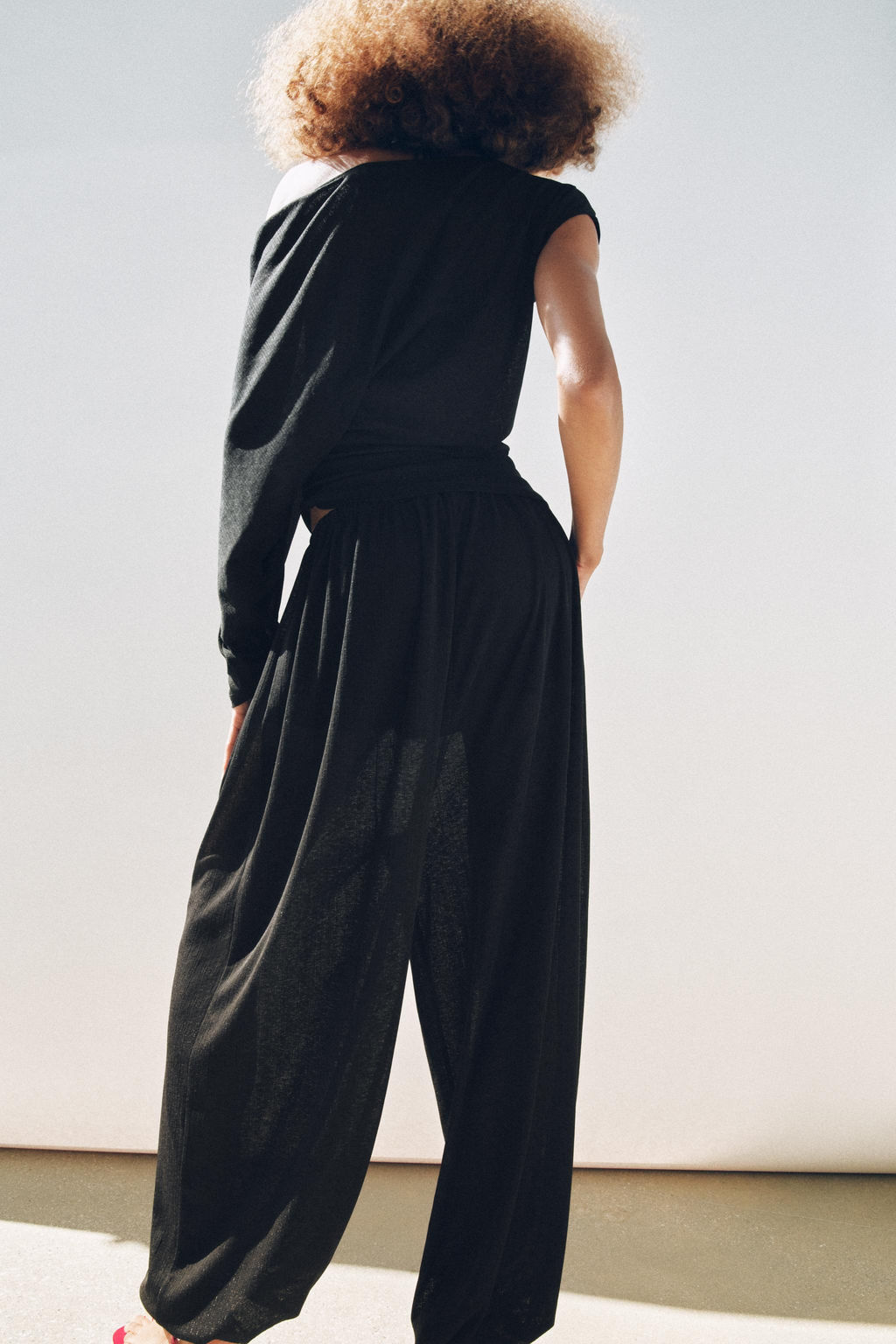 FLOWING BALLOON TROUSERS - Zara фото 10