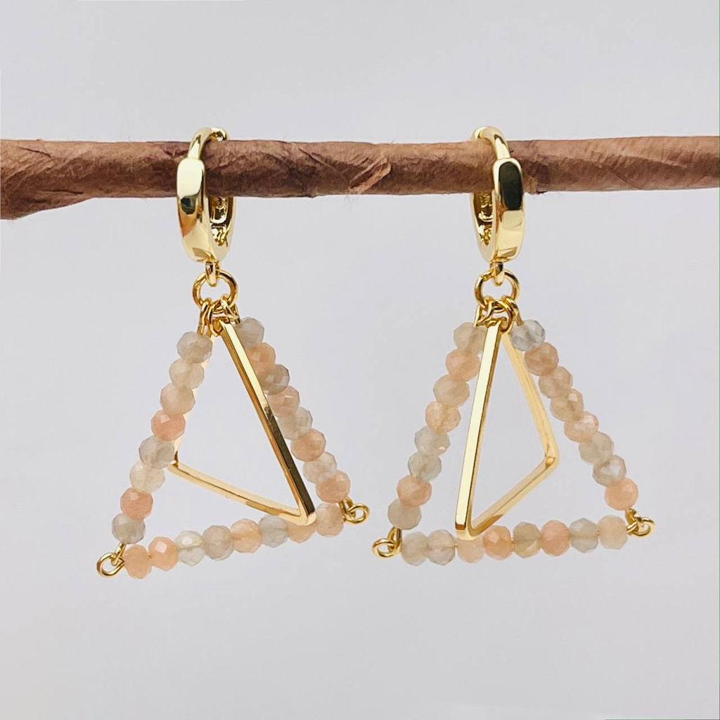 Серьги из Лунного камня