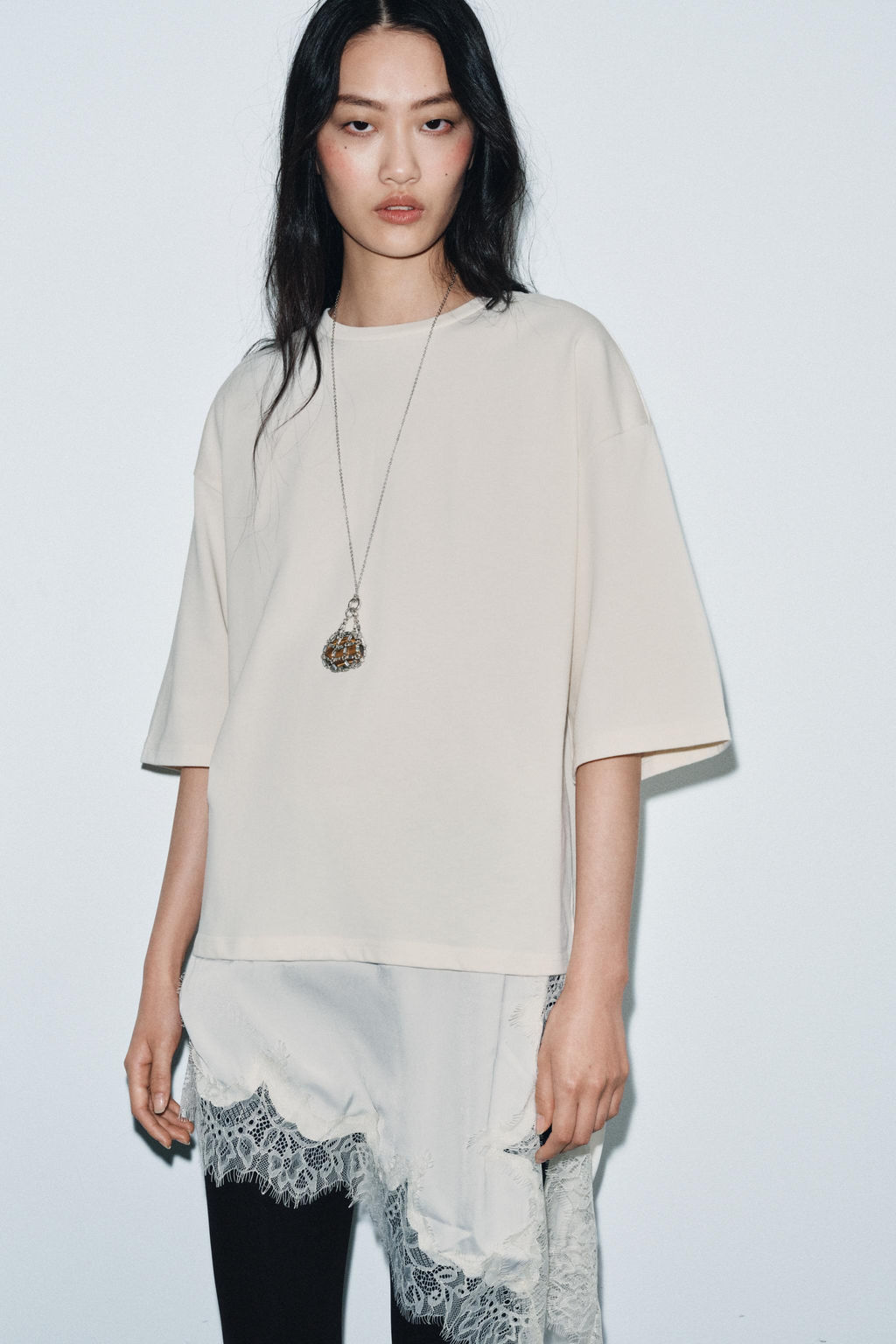CONTRAST LACE T-SHIRT - Zara фото 9