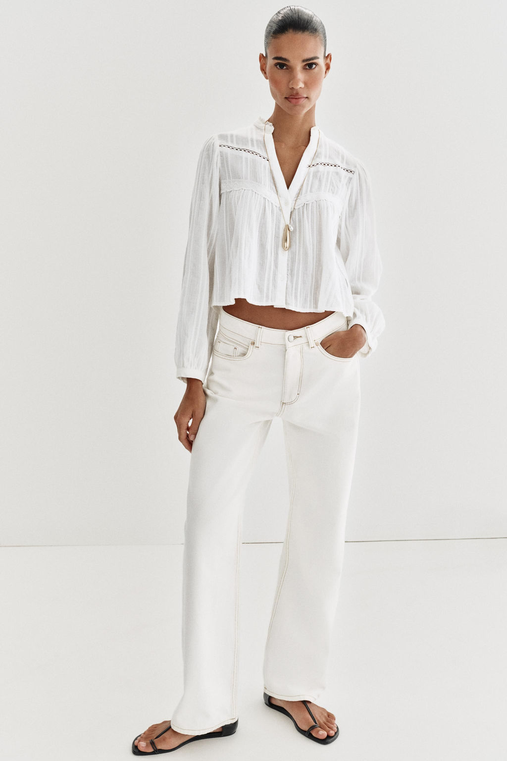 CAMISA CORTA PUNTILLA / Blanco roto - Zara фото 4